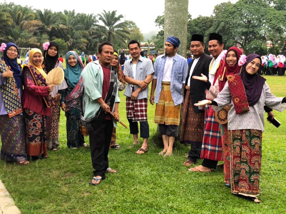 aktivitas harian orang dulu makanan tradisional 